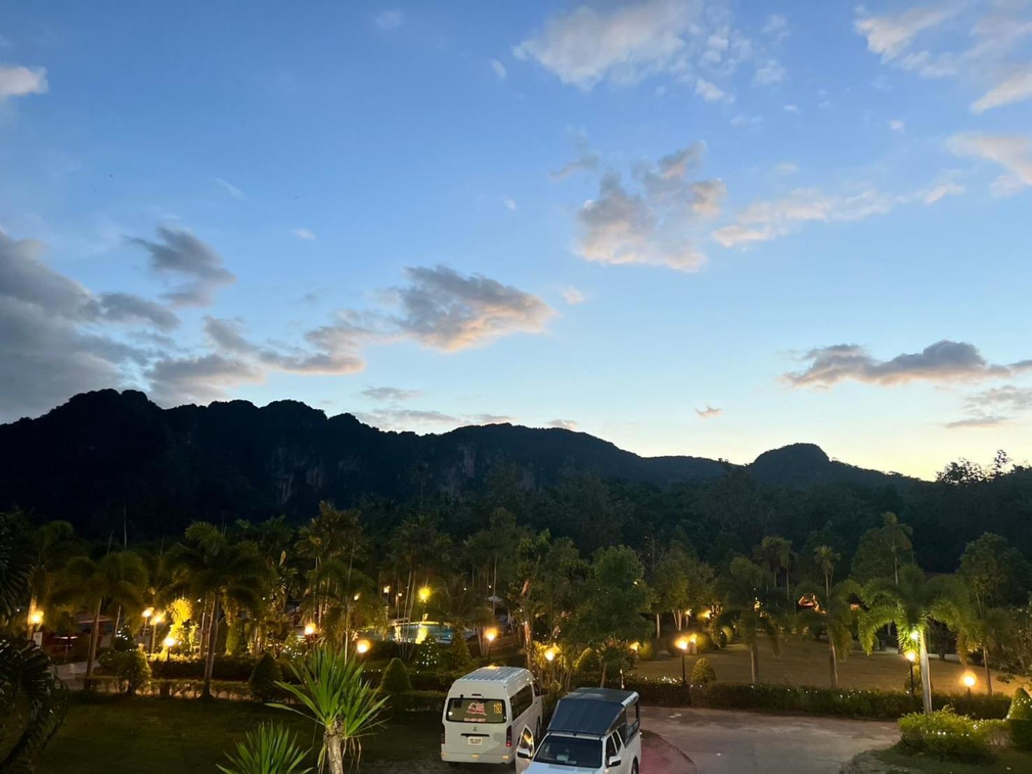 Diamond Beach Resort Ao Nam Mao Bagian luar foto