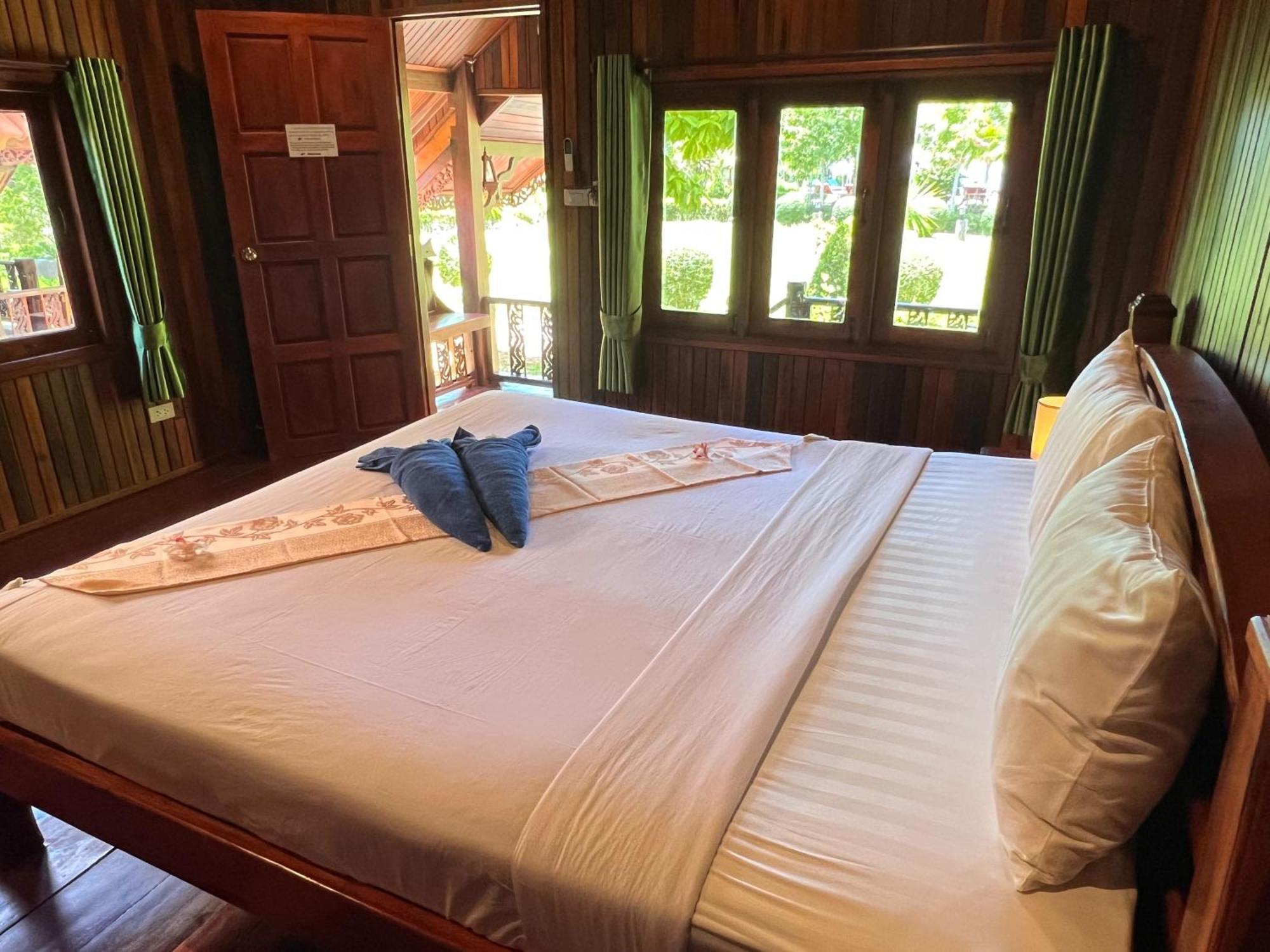 Diamond Beach Resort Ao Nam Mao Bagian luar foto